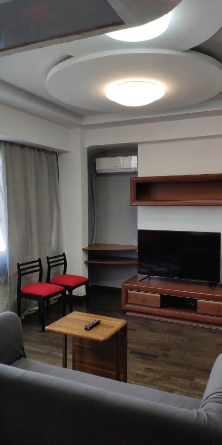 Apartment On Nazarbayeva 77 Almaty Exteriér fotografie